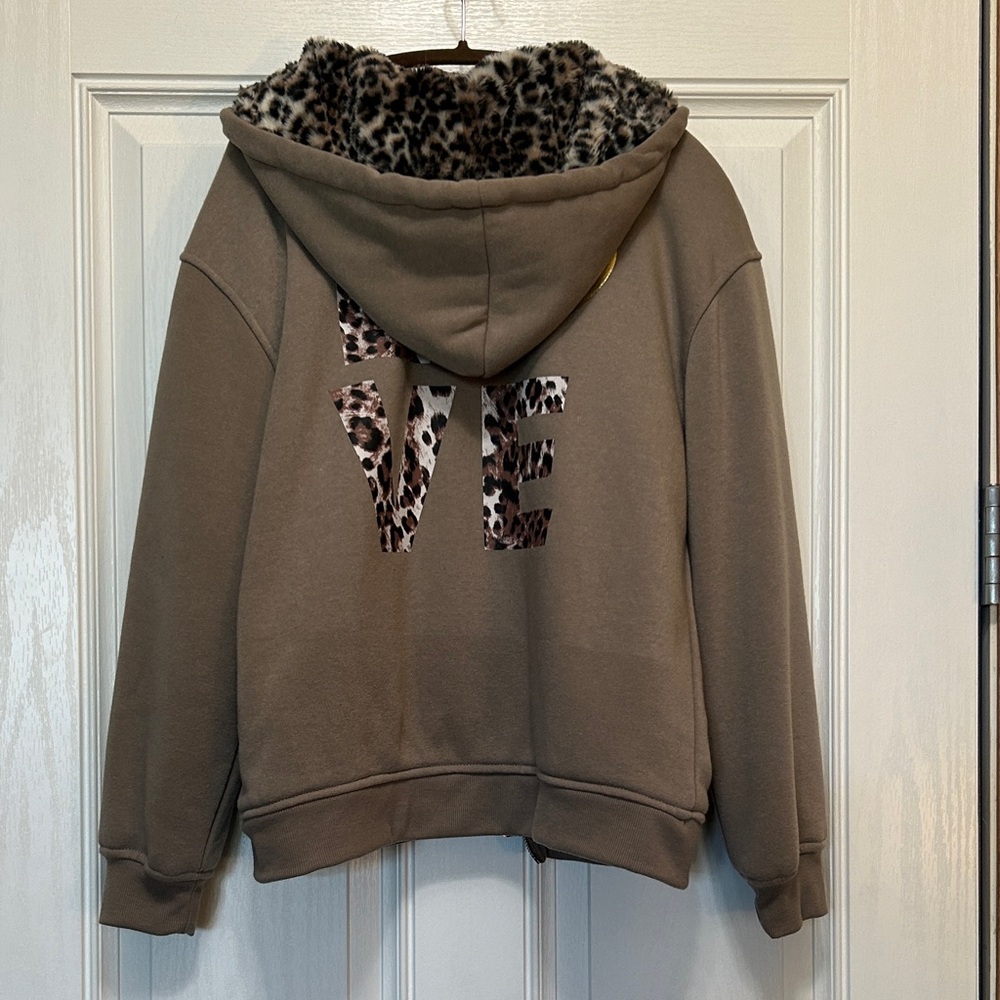 Leopard Print Faux Fur Lined Full Zip Hoodie Featuring LOVE Graphics Size L - Picture 5 of 10